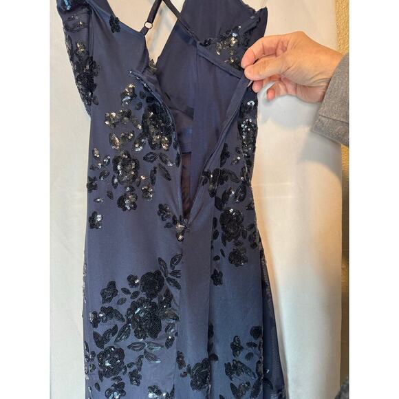 Speechless Navy Floral Wrap Mini Dress Size 9 NEW w/ Tags - Picture 5 of 8